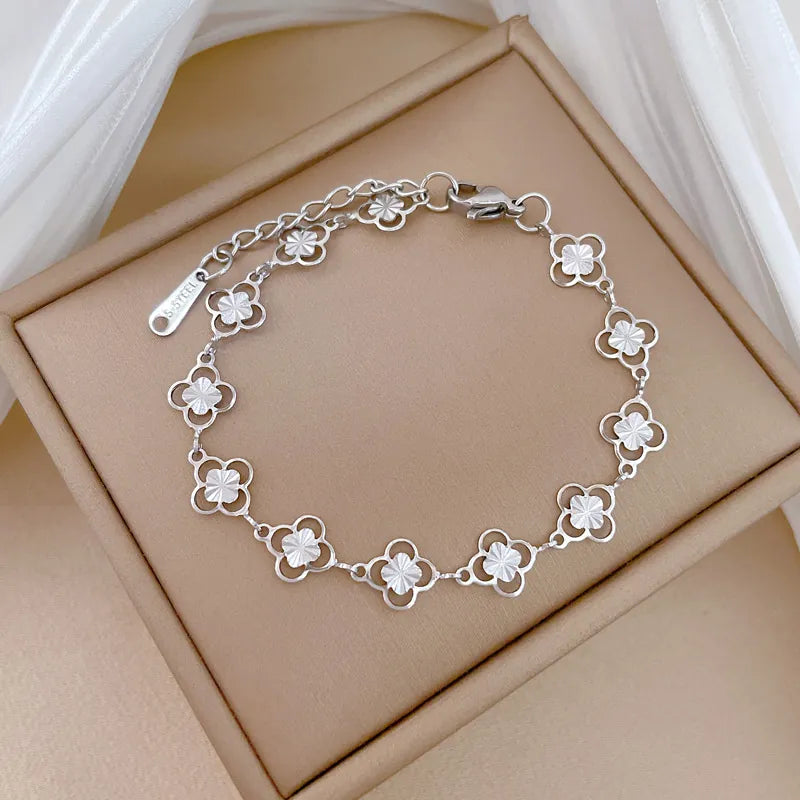 Clove Bracelets