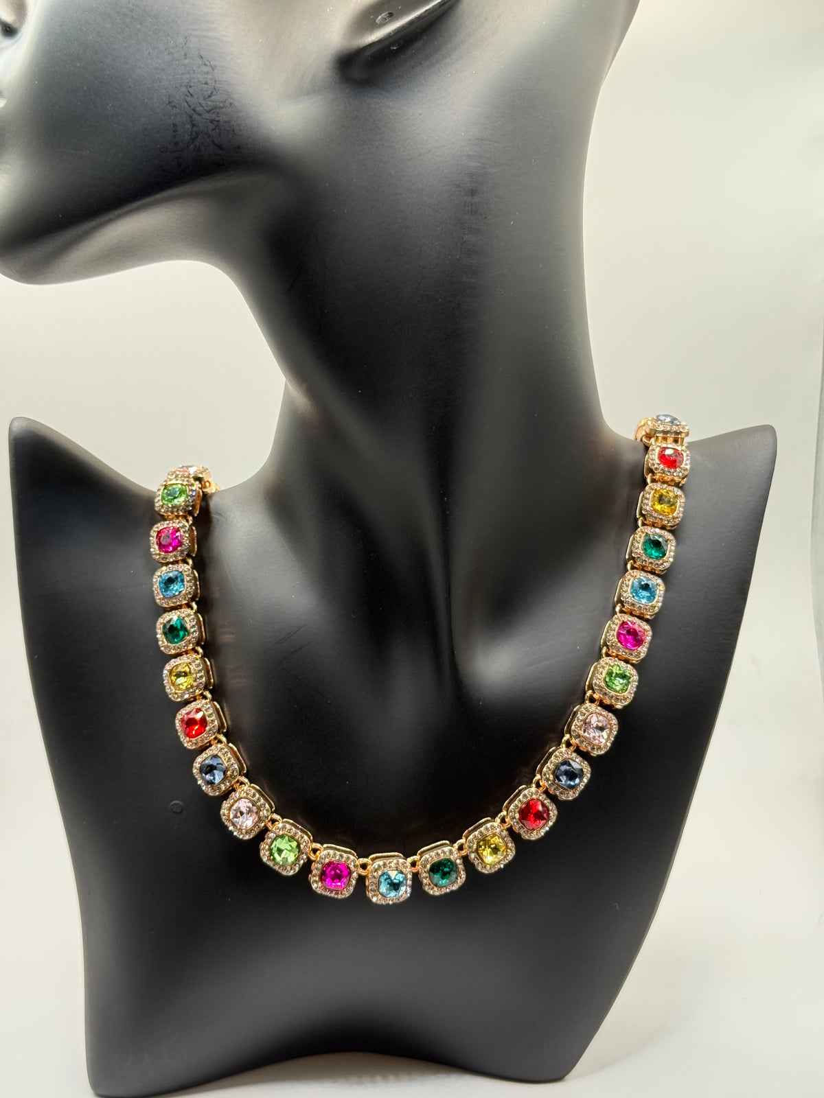 Statement Necklaces | Elegant Gold & Silver Chains