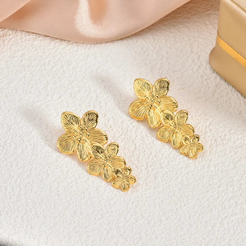 Everyday Gold Stud Earrings