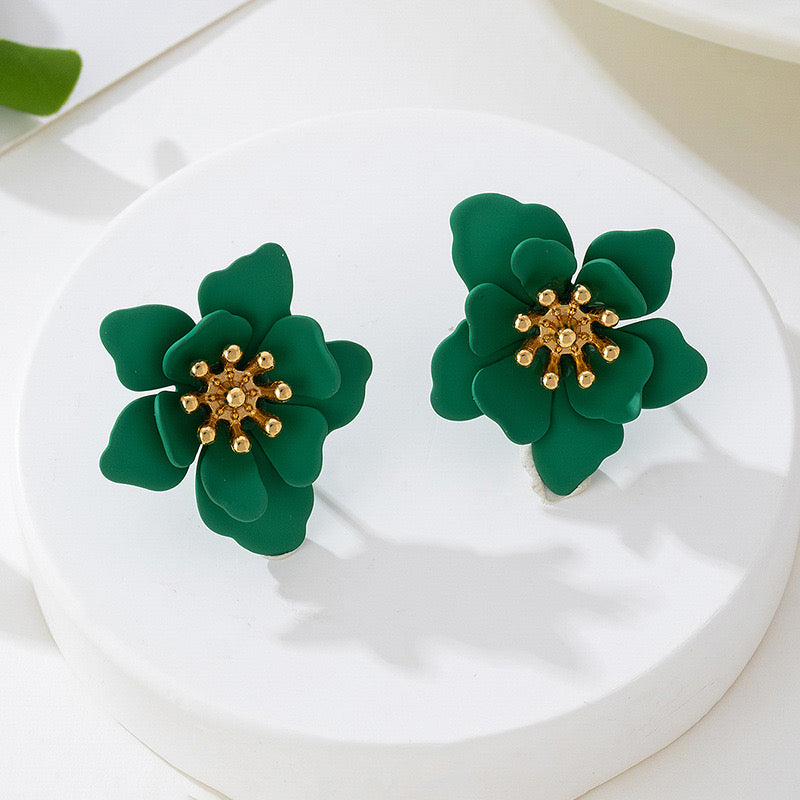 Flower Earrings | Floral Drop & Stud Jewelry