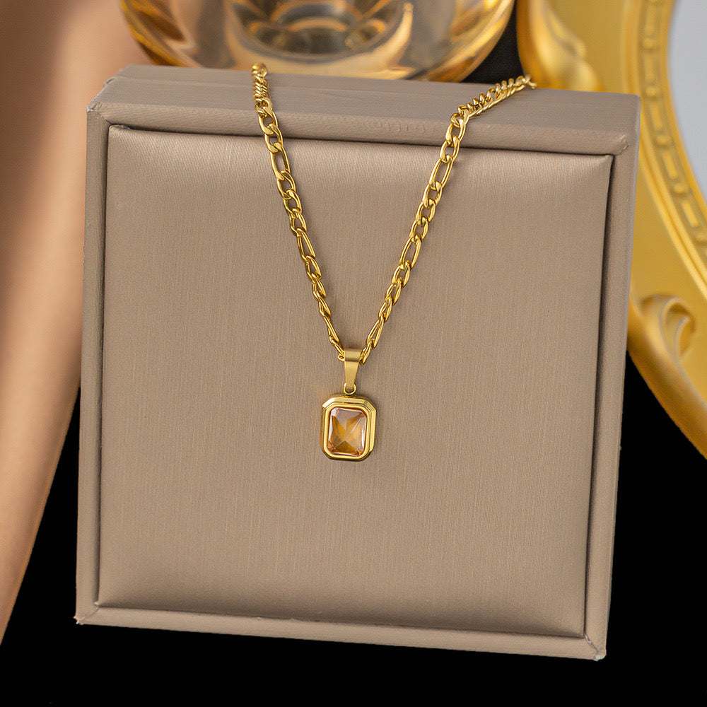 Pendant Necklaces | Gold & Silver Chain Sets