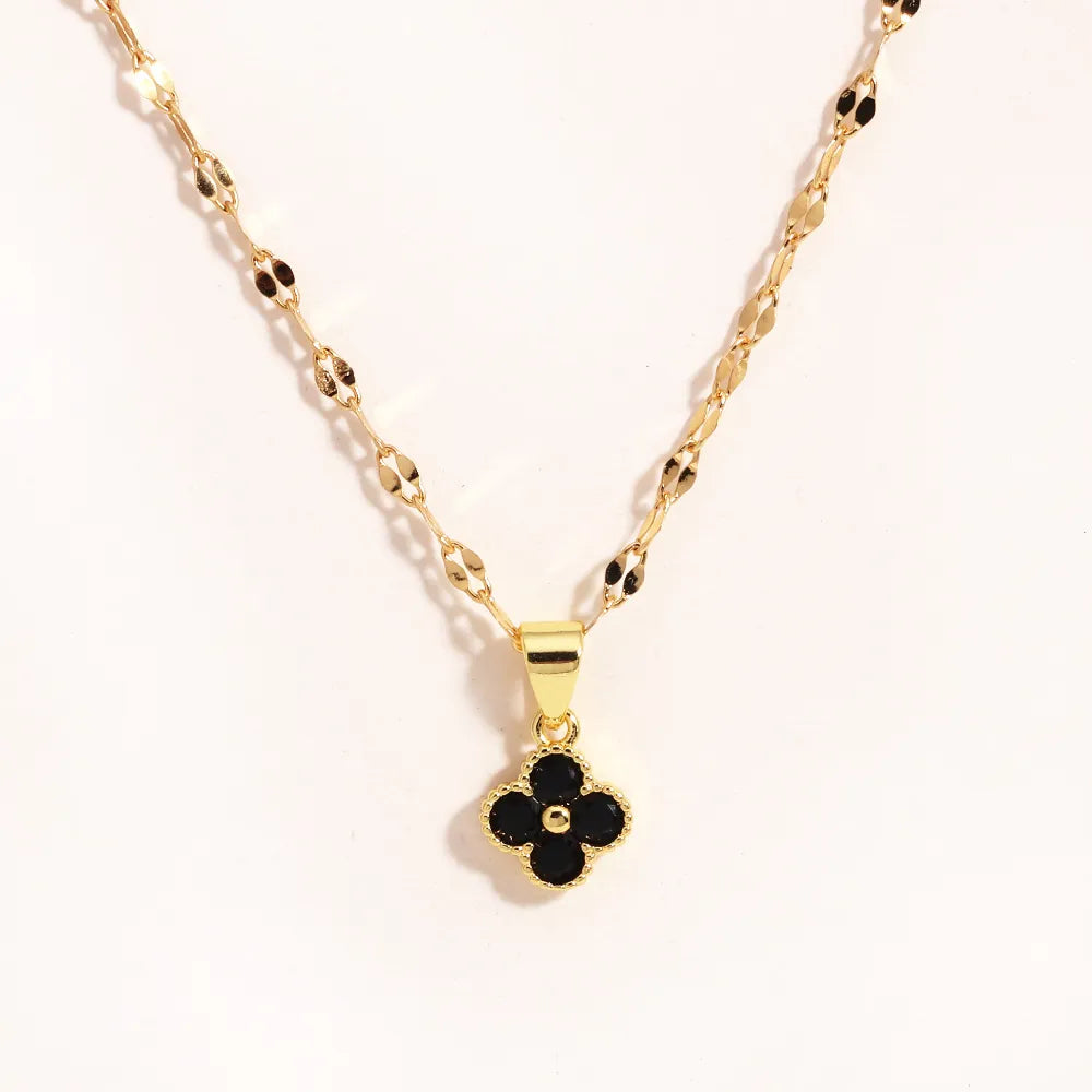 Clove Pendant Choker
