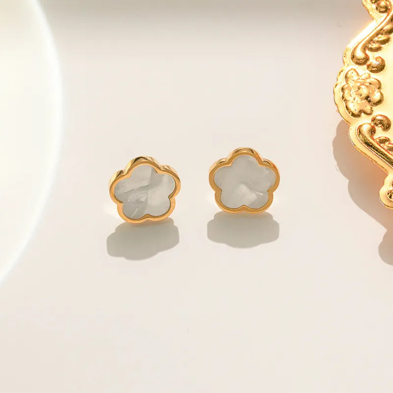 Clove Stud Earrings