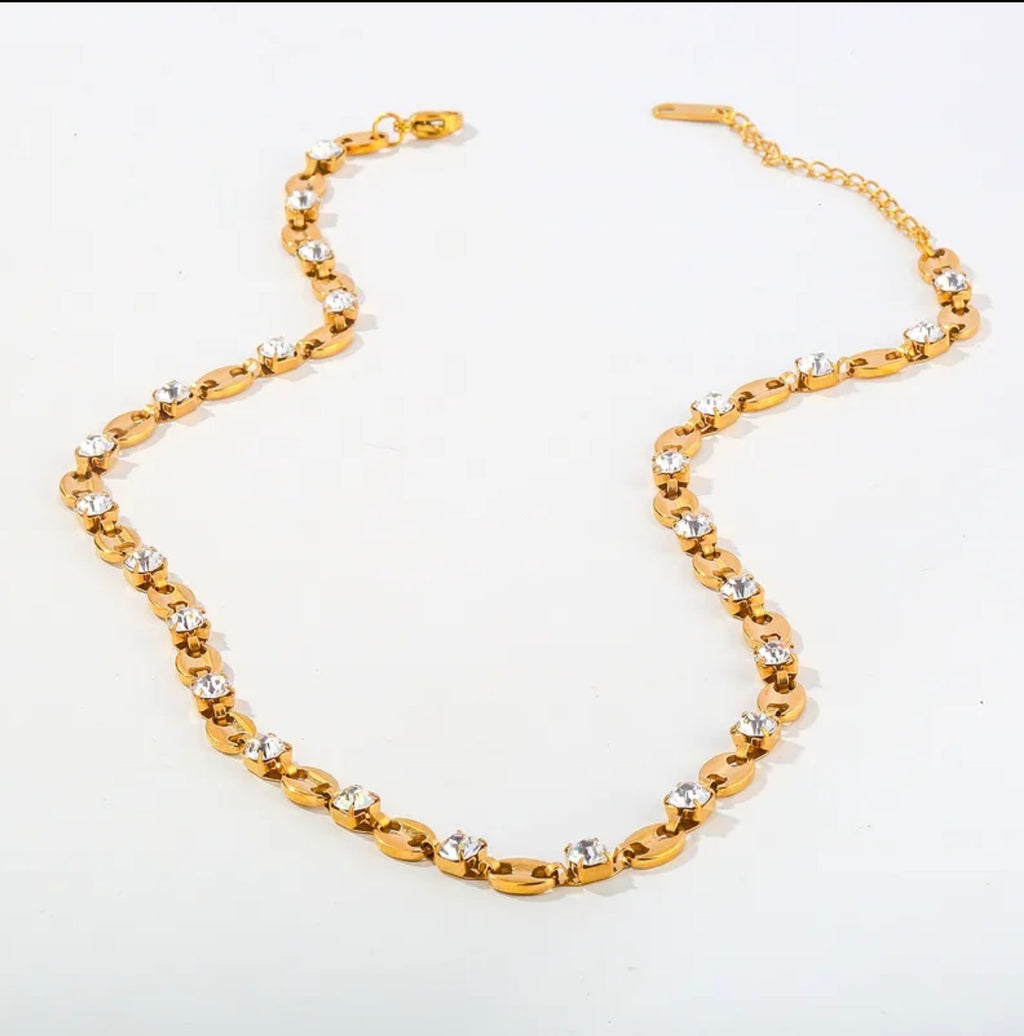 Statement Necklaces | Elegant Gold & Silver Chains