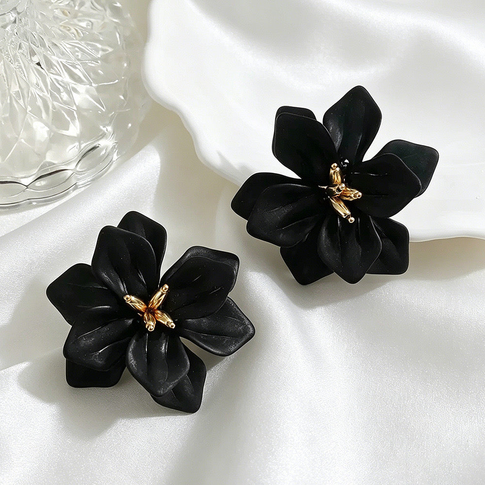 Flower Earrings | Floral Drop & Stud Jewelry