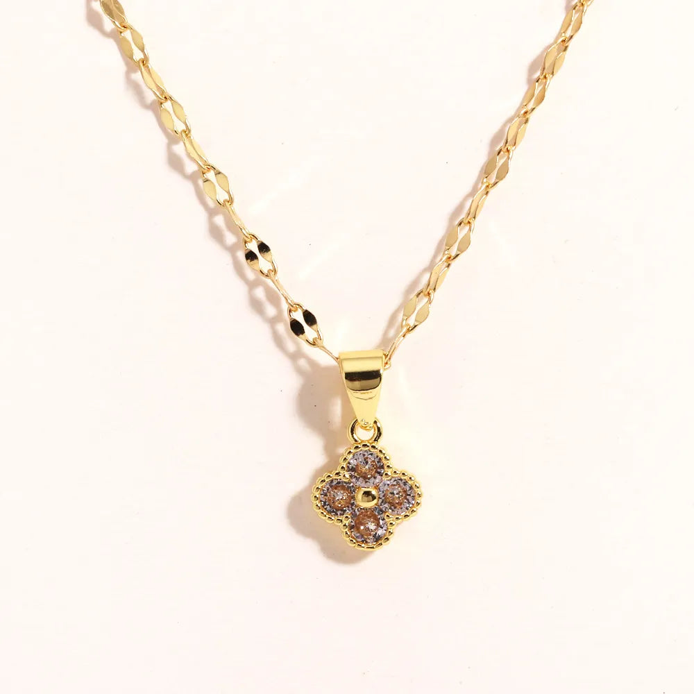 Clove Pendant Choker