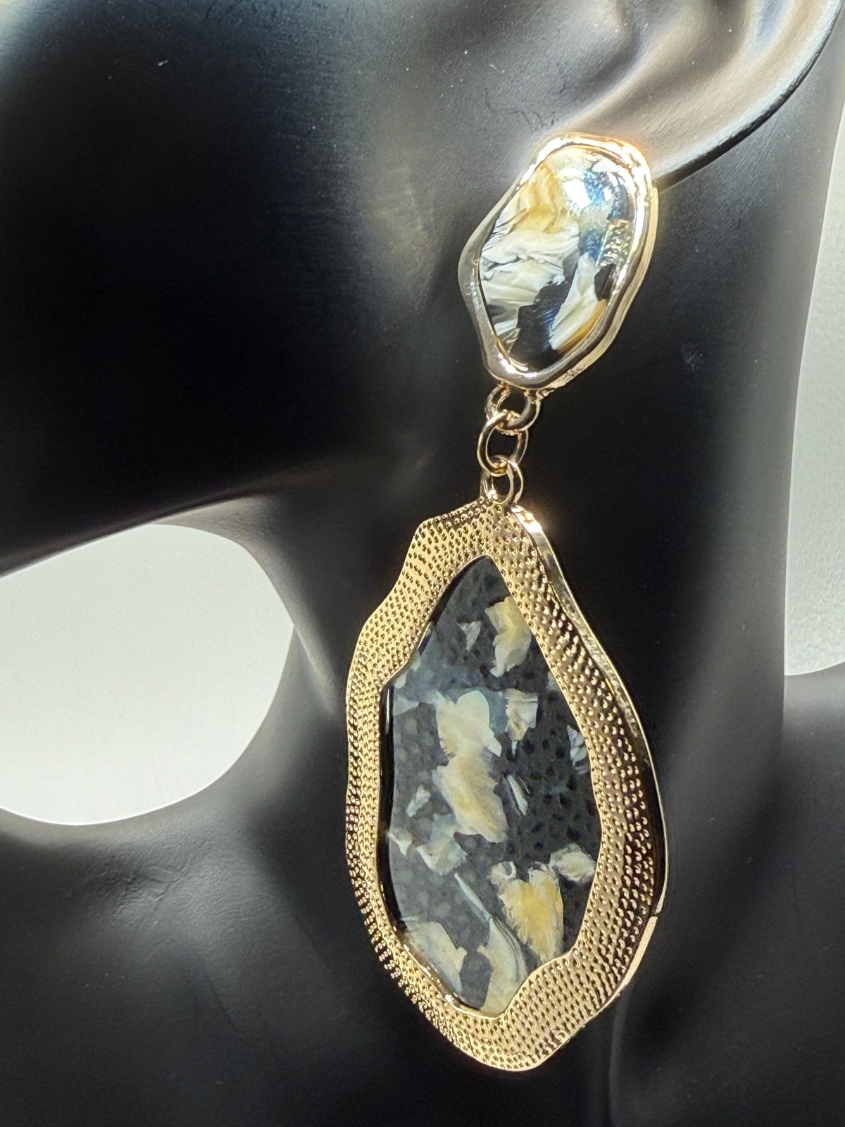 Statement Earrings | Elegant Drop & Dangle Styles