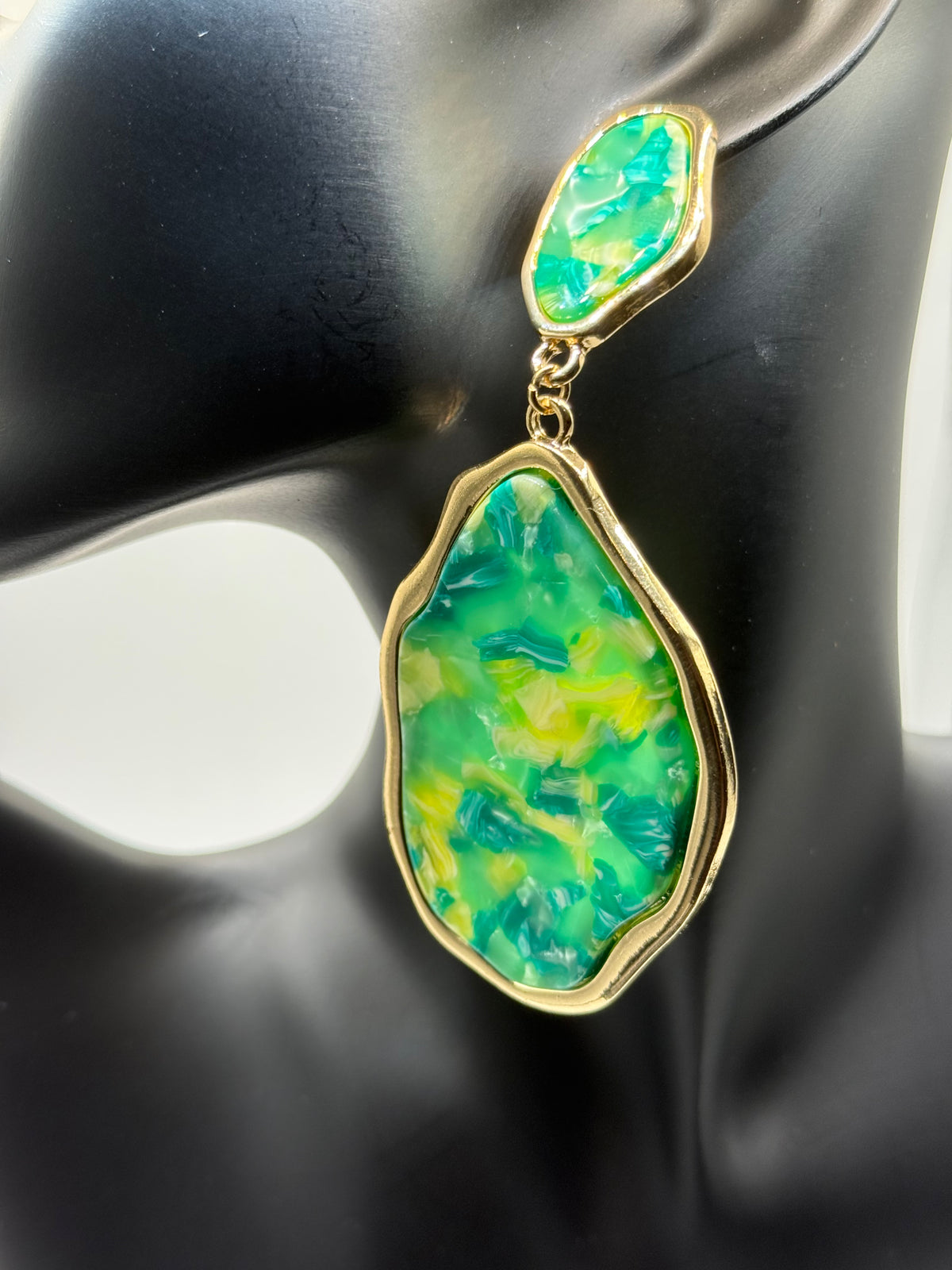Statement Earrings | Elegant Drop & Dangle Styles